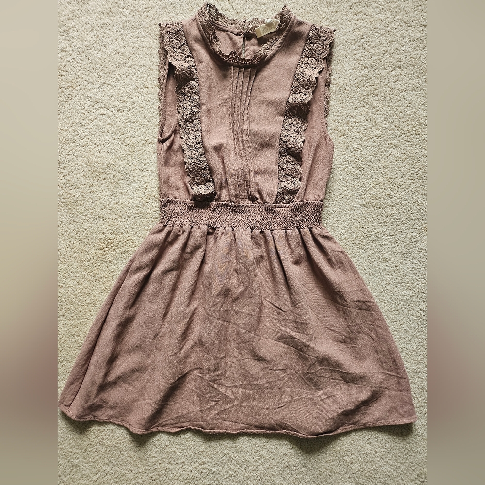 Sweet Wanderer Mauve Lace-Trim Sleeveless Mini Dress